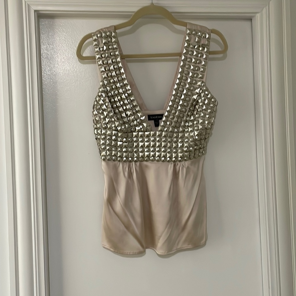 Bebe blush silk top with beadwork